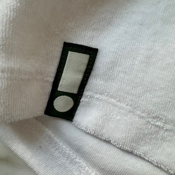 Daily Drills shorts in Terry towel bralette in white NYC collection - Picture 5 of 7